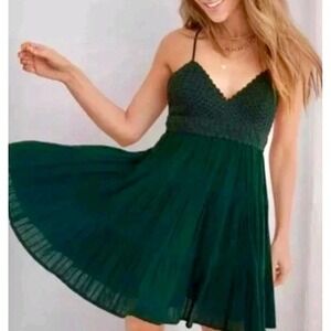 Aerie Crochet Gauzy Tiered Mini Sun Dress Women Size M Green Lined Coquette